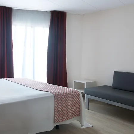 Hotel Ght Balmes, Hotel-aparthotel&splash 3*