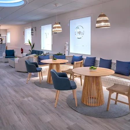 Ght Balmes, Hotel-aparthotel&splash קאללה