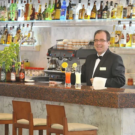 Ght Balmes, Hotel-aparthotel&splash كاليليا